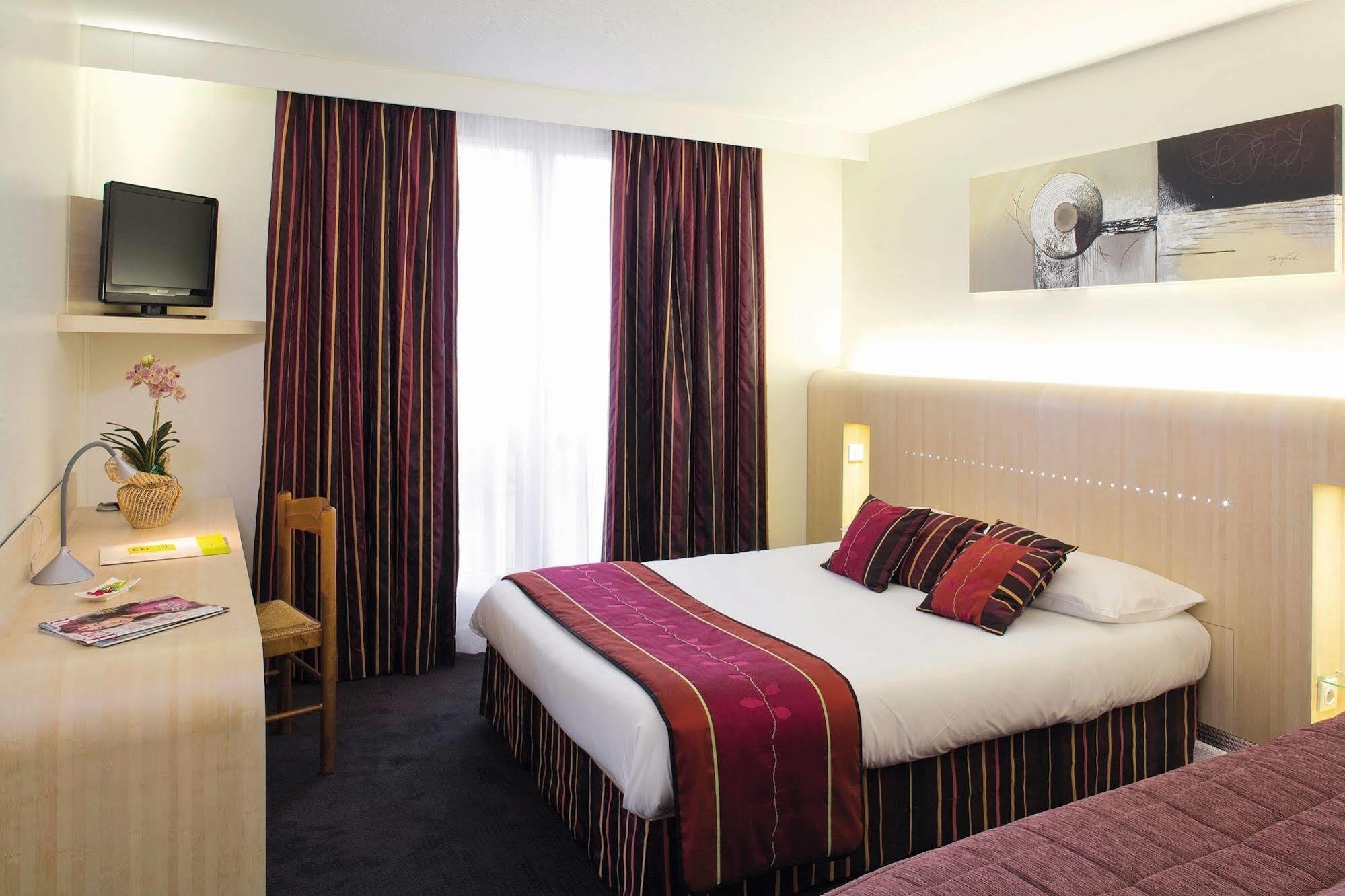 Relais De L'Abbaye Hotel Charlieu Ngoại thất bức ảnh