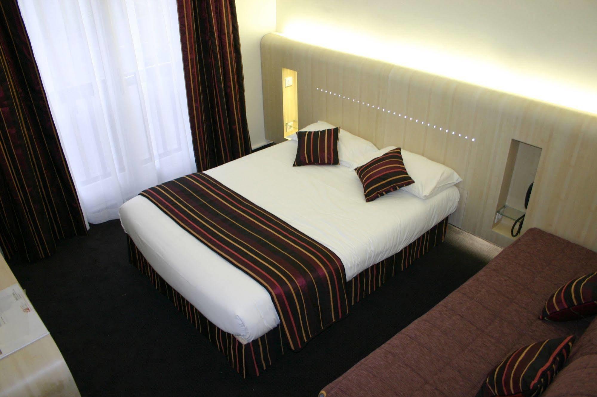 Relais De L'Abbaye Hotel Charlieu Ngoại thất bức ảnh