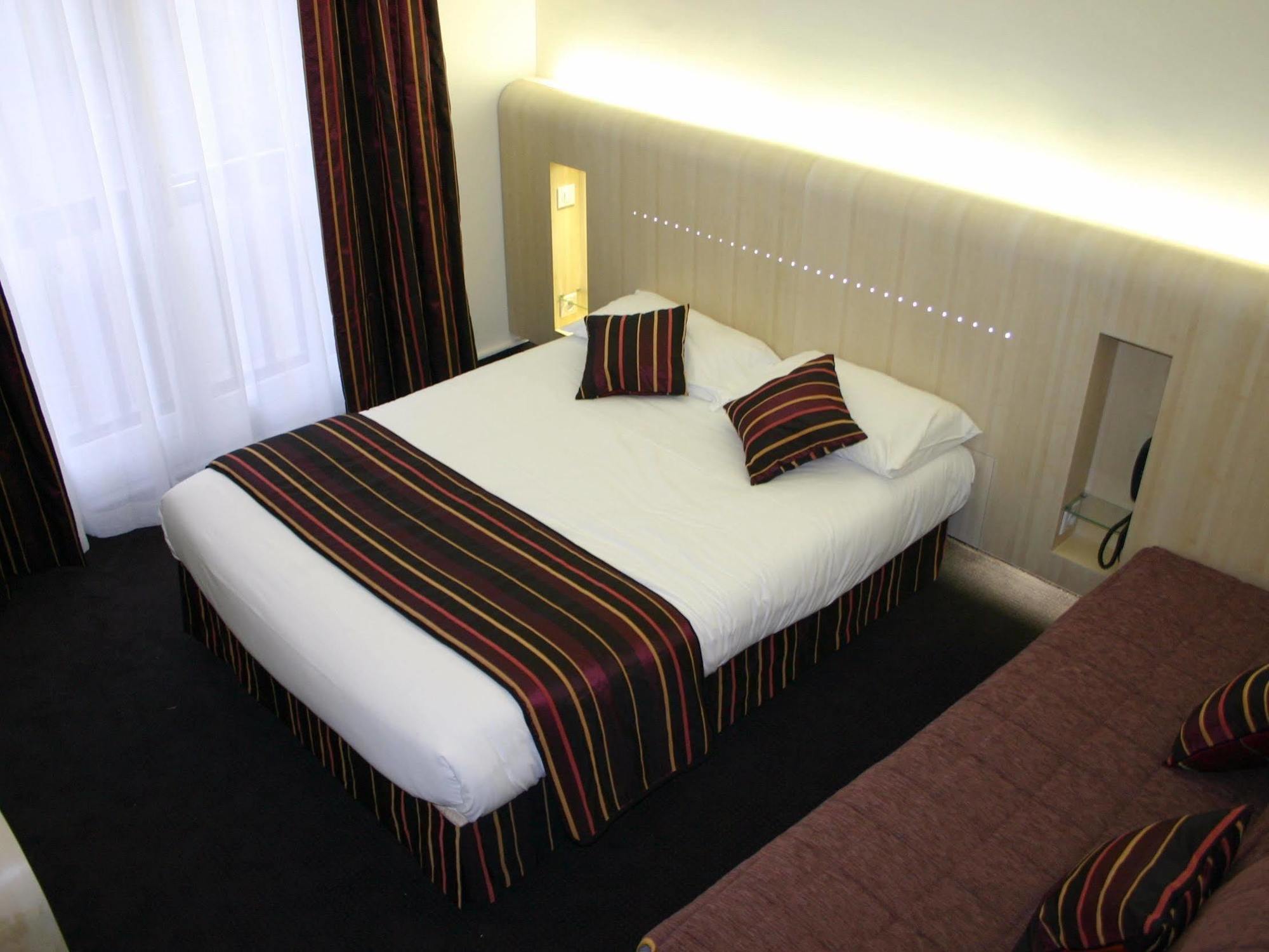 Relais De L'Abbaye Hotel Charlieu Ngoại thất bức ảnh