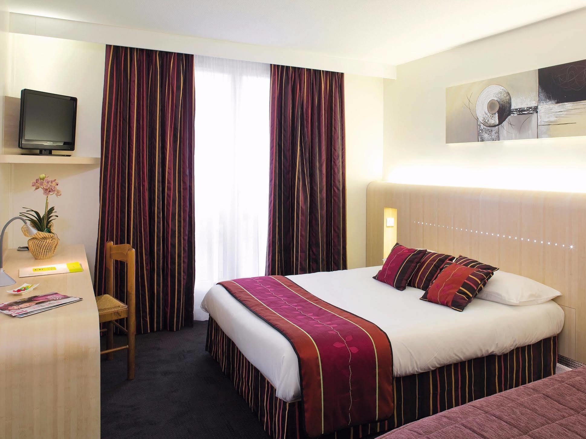 Relais De L'Abbaye Hotel Charlieu Ngoại thất bức ảnh